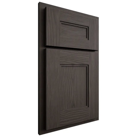 Shiloh Cabinetry Partial Overlay Tahoe White Oak Plain Cut Creekside Door