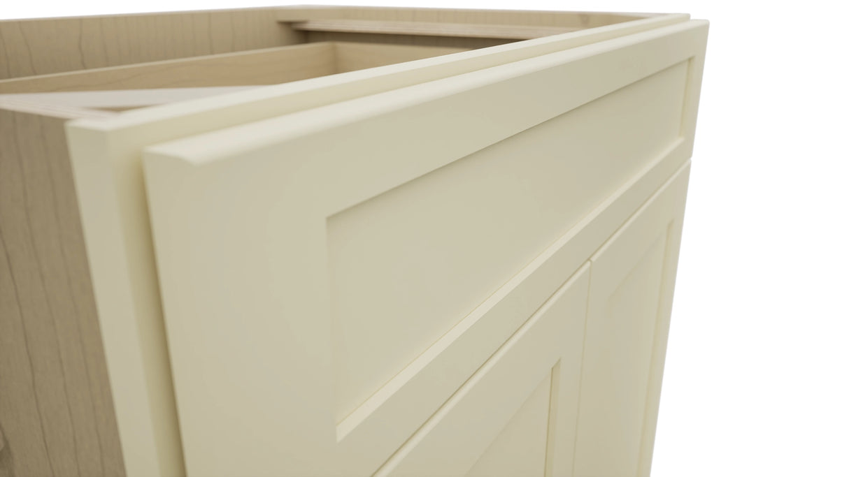 Fabuwood Galaxy Linen B33SDF Base Standard Cabinet, Detail View