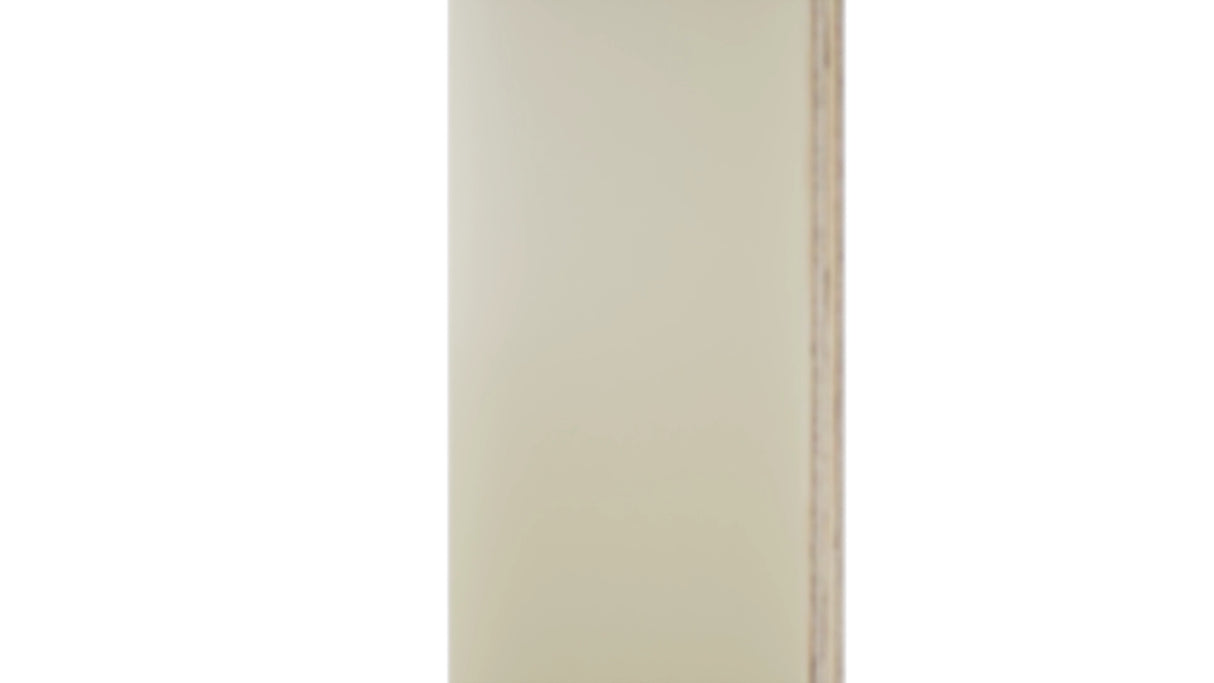Fabuwood Linen SK W39 Panel, Detail View