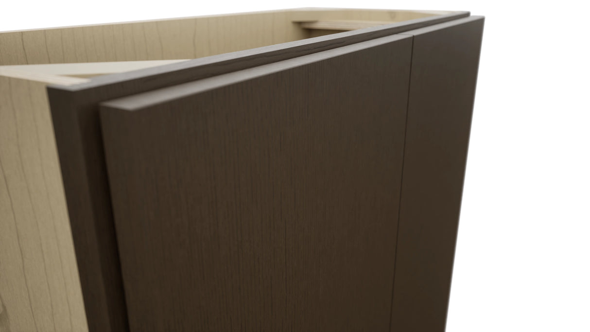 Fabuwood Luxe Canyon Oak B30FD-12D Base Full Door Cabinet, Detail View