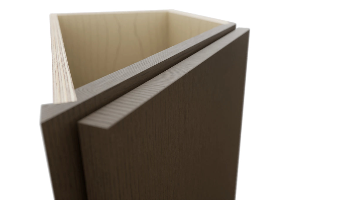 Fabuwood Luxe Canyon Oak BTR12 Base Transitional Cabinet, Detail View