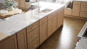 Luxor5P Harvest ( Maple | Plain Cut [ Partial Overlay • Satin • Stained ] - 10' X 10' Kitchen Cabinet ) | Assembled In USA