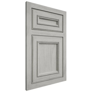 Shiloh Cabinetry Flush Inset Shelby Poplar Plain Cut Stratus Door