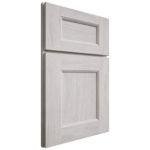 Shiloh Cabinetry Full Overlay Aspen Alder Plain Cut Cotton Door