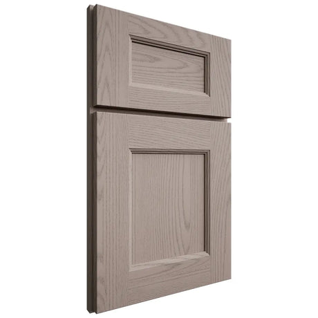 Shiloh Cabinetry Full Overlay Aspen Red Oak Plain Cut Sterling Door