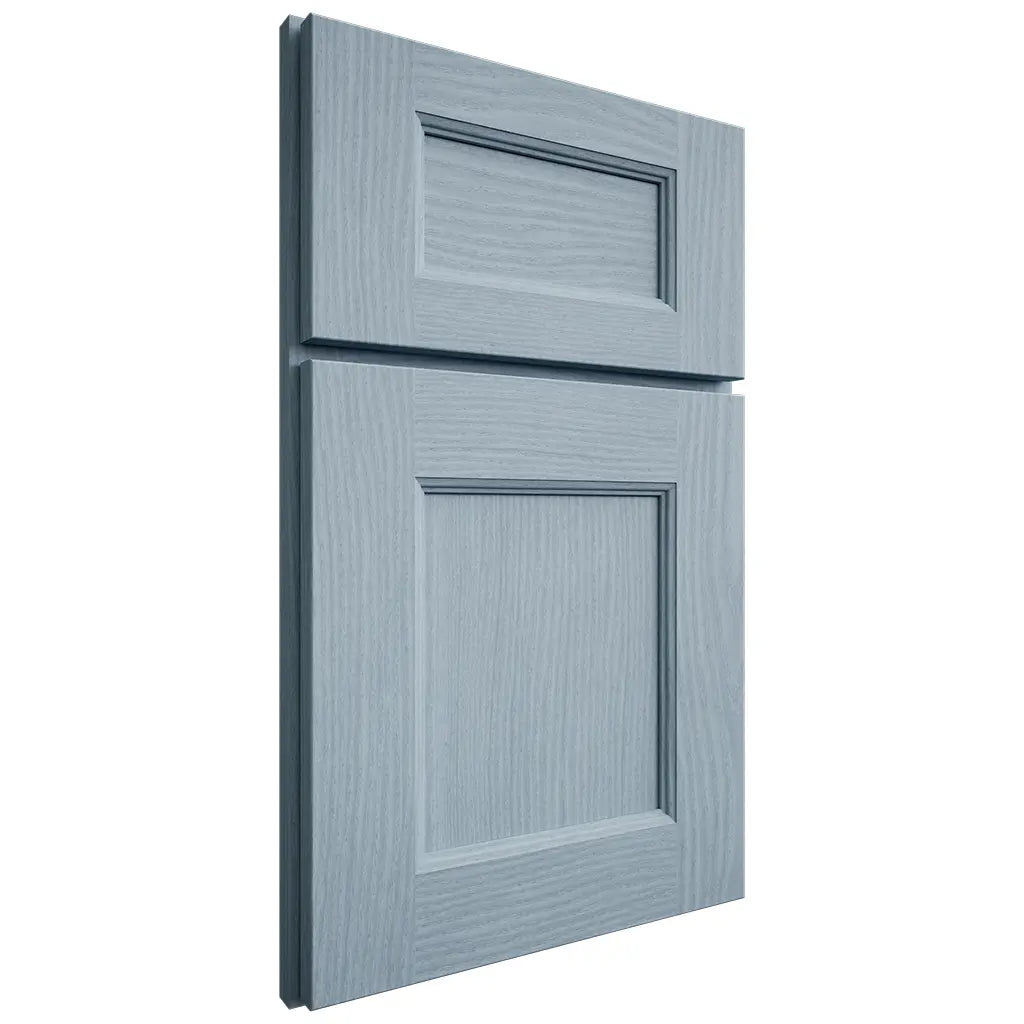 Shiloh Cabinetry Full Overlay Aspen White Oak Plain Cut Sky Door