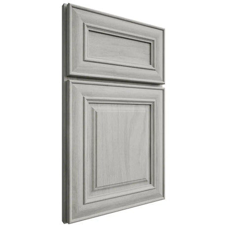 Shiloh Cabinetry Full Overlay Bradford Poplar Plain Cut Stratus Door