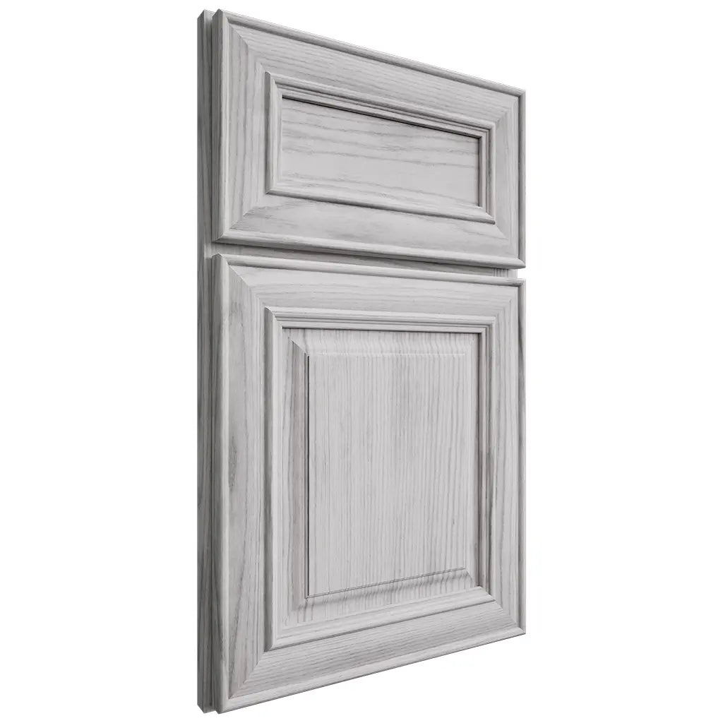 Shiloh Cabinetry Full Overlay Bradford Walnut Plain Cut Stratus Door