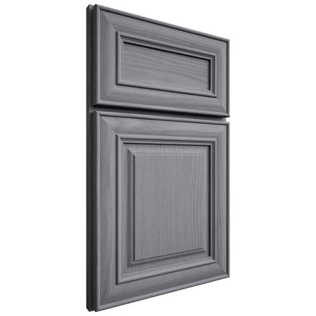 Shiloh Cabinetry Full Overlay Bradford White Oak Plain Cut Cadet Door