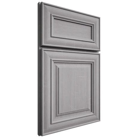 Shiloh Cabinetry Full Overlay Bradford White Oak Quarter Sawn Stratus Door