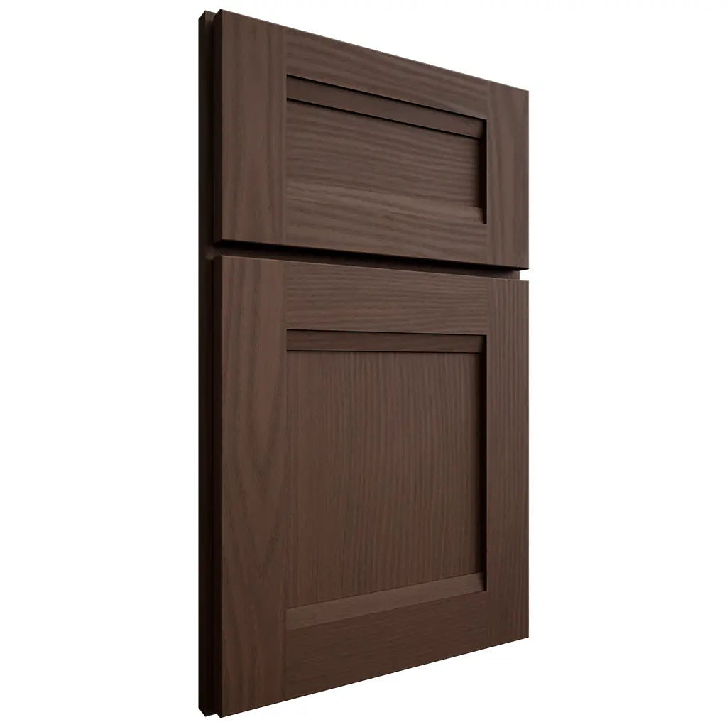 Shiloh Cabinetry Full Overlay Bristol White Oak Plain Cut Braun Door