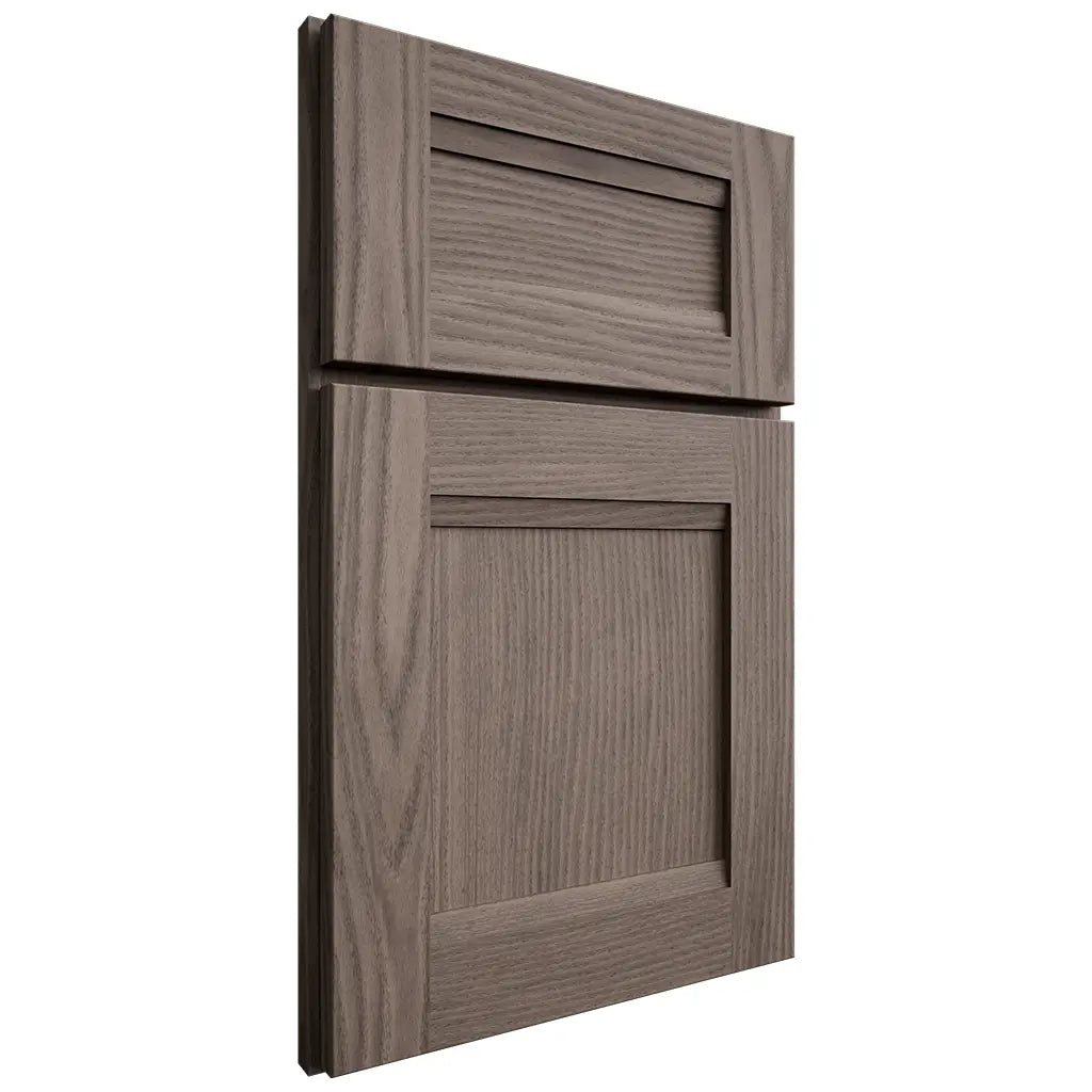 Shiloh Cabinetry Full Overlay Bristol White Oak Plain Cut Clay Door