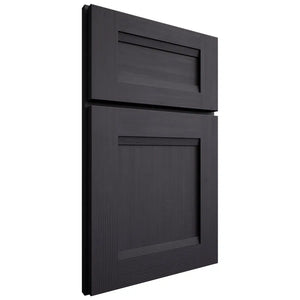 Shiloh Cabinetry Full Overlay Bristol White Oak Quarter Sawn Harbor Door