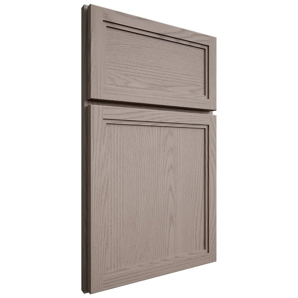 Shiloh Cabinetry Full Overlay Concord Red Oak Plain Cut Sterling Door
