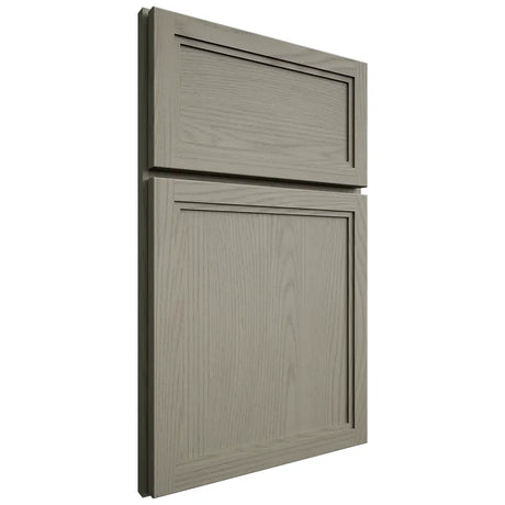 Shiloh Cabinetry Full Overlay Concord Red Oak Plain Cut Thyme Door