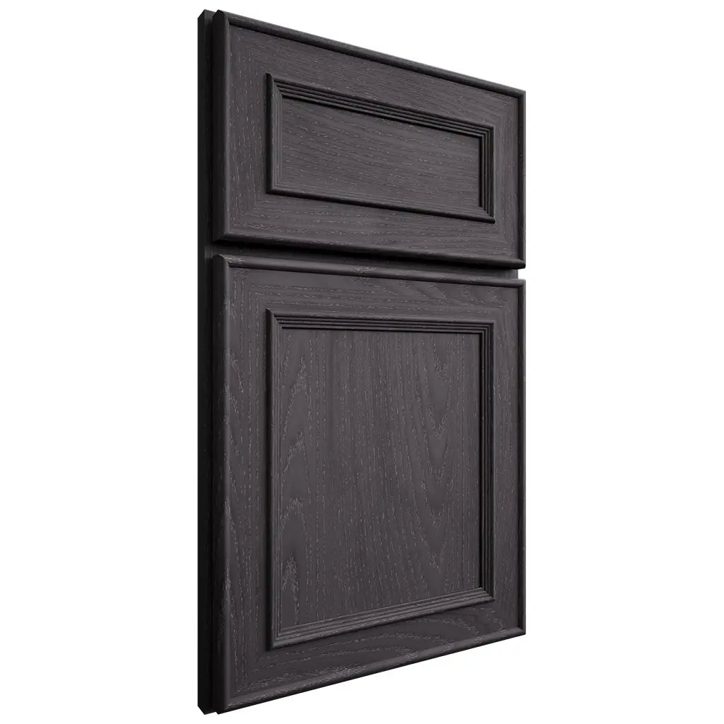 Shiloh Cabinetry Full Overlay Dalton Red Oak Plain Cut Harbor Door