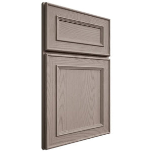 Shiloh Cabinetry Full Overlay Dalton Red Oak Plain Cut Sterling Door