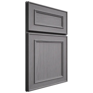 Shiloh Cabinetry Full Overlay Dalton White Oak Plain Cut Sterling Door