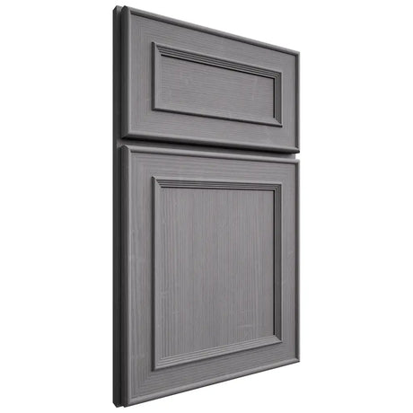 Shiloh Cabinetry Full Overlay Dalton White Oak Quarter Sawn Sterling Door