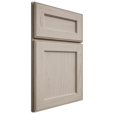 Shiloh Cabinetry Full Overlay Essex Poplar Plain Cut Seagull Door