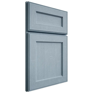 Shiloh Cabinetry Full Overlay Essex White Oak Quarter Sawn Sky Door