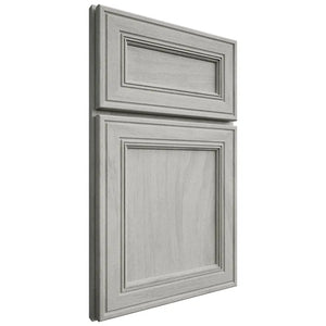 Shiloh Cabinetry Full Overlay Glenbrook Poplar Plain Cut Stratus Door