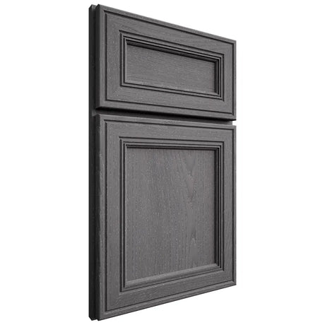 Shiloh Cabinetry Full Overlay Glenbrook Red Oak Plain Cut Cadet Door