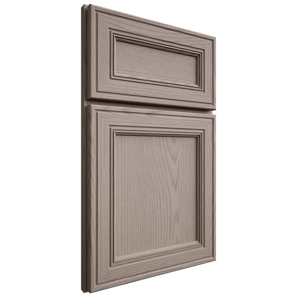 Shiloh Cabinetry Full Overlay Glenbrook Red Oak Plain Cut Sterling Door