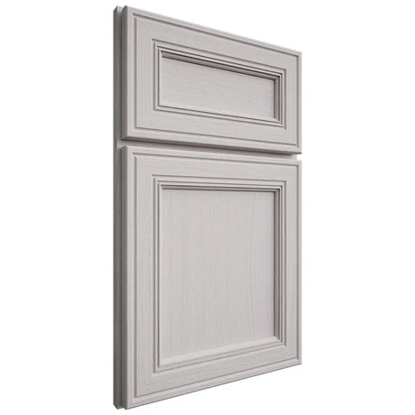 Shiloh Cabinetry Full Overlay Glenbrook White Oak Plain Cut Cotton Door