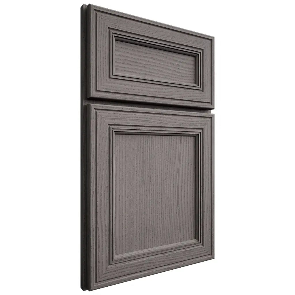 Shiloh Cabinetry Full Overlay Glenbrook White Oak Plain Cut Flagstone Door