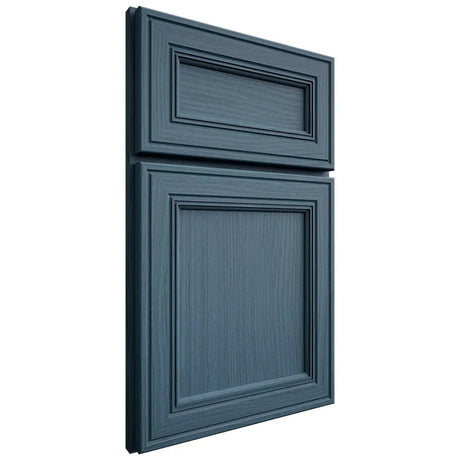 Shiloh Cabinetry Full Overlay Glenbrook White Oak Plain Cut Hudson Door