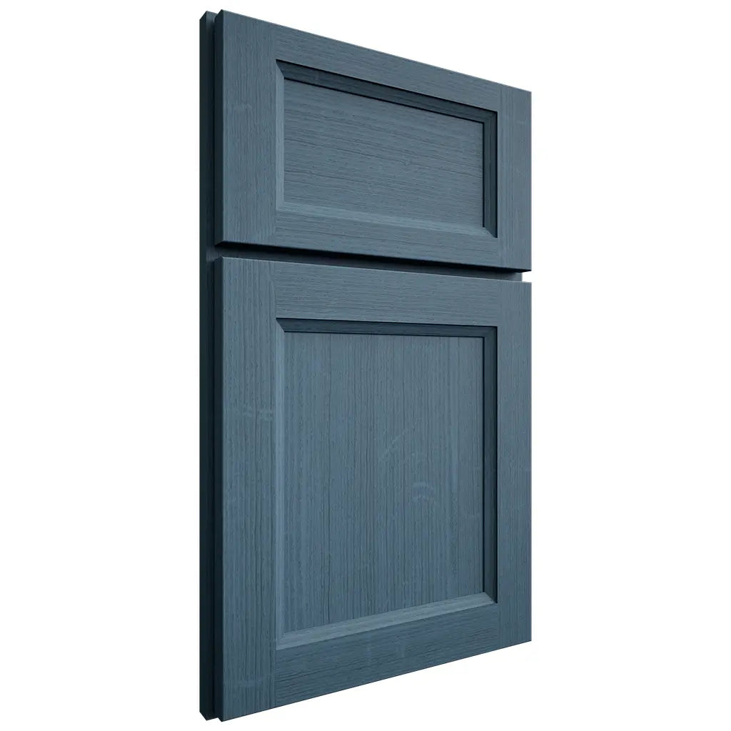 Shiloh Cabinetry Full Overlay Greensboro White Oak Quarter Sawn Hudson Door