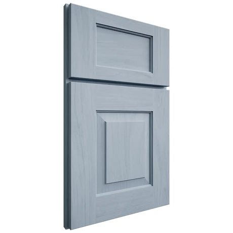 Shiloh Cabinetry Full Overlay Hamlin Poplar Plain Cut Sky Door