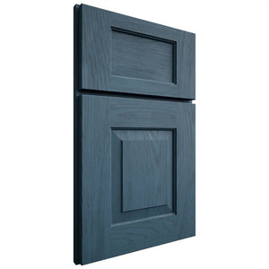 Shiloh Cabinetry Full Overlay Hamlin Red Oak Plain Cut Hudson Door