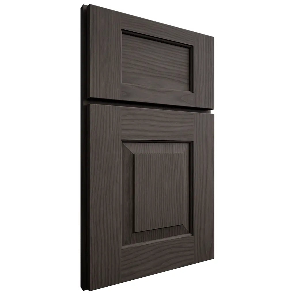 Shiloh Cabinetry Full Overlay Hamlin White Oak Plain Cut Creekside Door