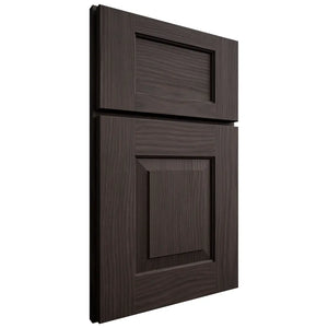 Shiloh Cabinetry Full Overlay Hamlin White Oak Plain Cut Morel Door
