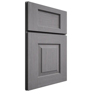 Shiloh Cabinetry Full Overlay Hamlin White Oak Quarter Sawn Sterling Door