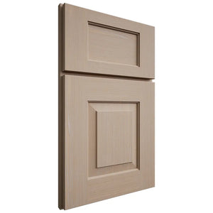 Shiloh Cabinetry Full Overlay Hamlin White Oak Quarter Sawn Straw Door