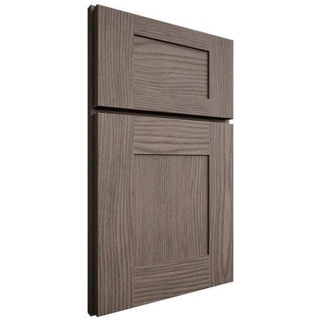Shiloh Cabinetry Full Overlay Hartford White Oak Plain Cut Clay Door