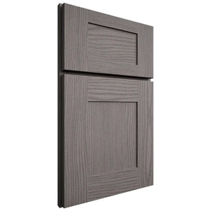Shiloh Cabinetry Full Overlay Hartford White Oak Plain Cut Flagstone Door