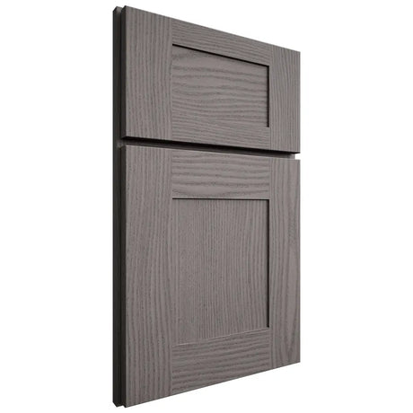 Shiloh Cabinetry Full Overlay Hartford White Oak Plain Cut Flagstone Door