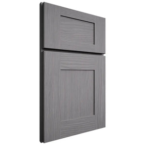 Shiloh Cabinetry Full Overlay Hartford White Oak Plain Cut Sterling Door
