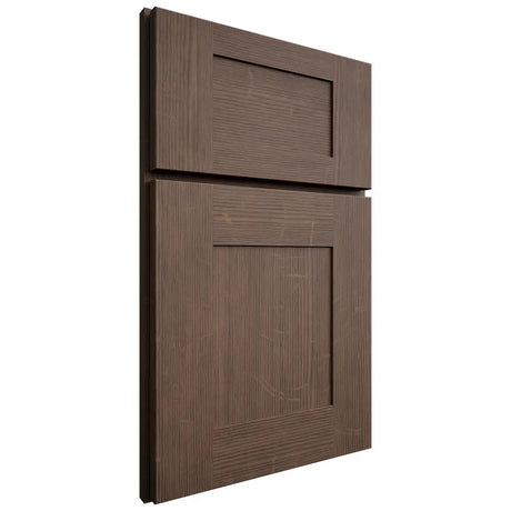 Shiloh Cabinetry Full Overlay Hartford White Oak Quarter Sawn Mineral Door