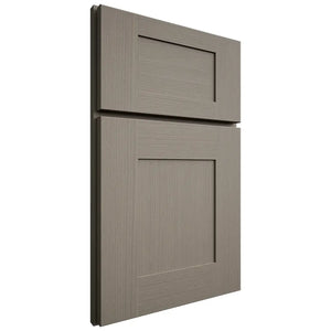 Shiloh Cabinetry Full Overlay Hartford White Oak Rift Cut Thyme Door
