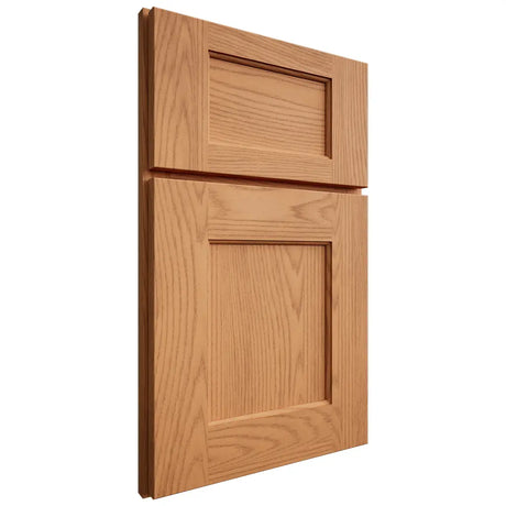 Shiloh Cabinetry Full Overlay Heritage Red Oak Plain Cut Medium Door