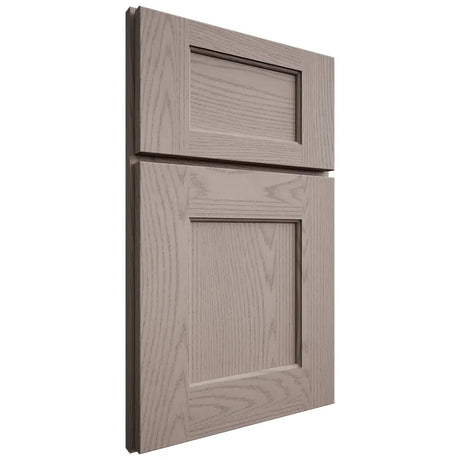Shiloh Cabinetry Full Overlay Heritage Red Oak Plain Cut Sterling Door