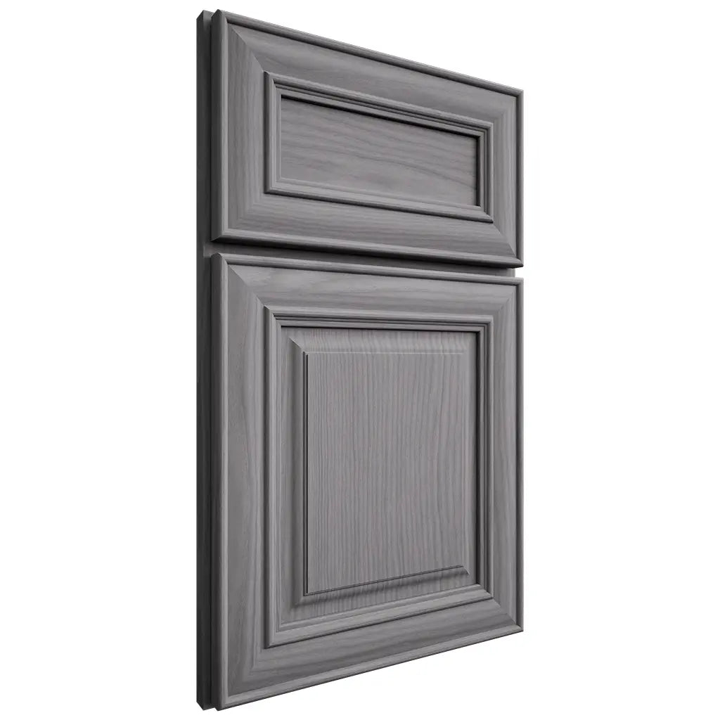 Shiloh Cabinetry Full Overlay Kendall White Oak Plain Cut Sterling Door