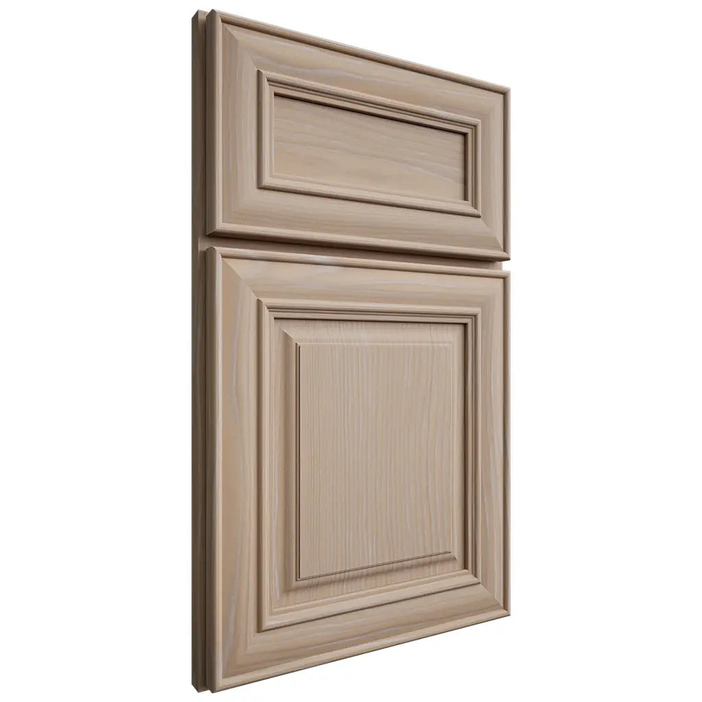 Shiloh Cabinetry Full Overlay Kendall White Oak Plain Cut Straw Door