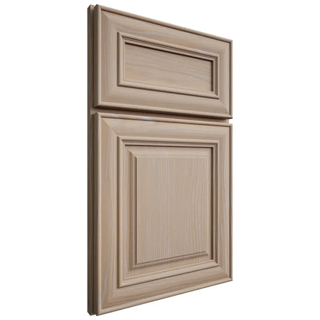 Shiloh Cabinetry Full Overlay Kendall White Oak Plain Cut Straw Door
