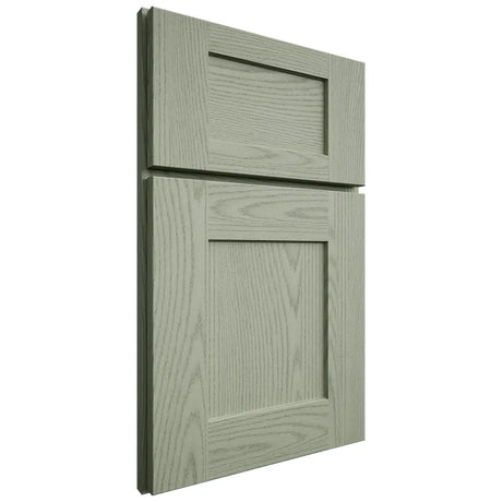 Shiloh Cabinetry Full Overlay Lancaster Red Oak Plain Cut Moss Door